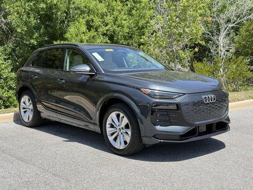 2025 Audi Q6 e-tron Premium Plus