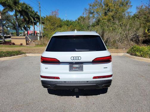 2026 Audi Q7 55 Premium Plus