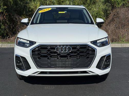 2022 Audi Q5 45 S line Premium Plus