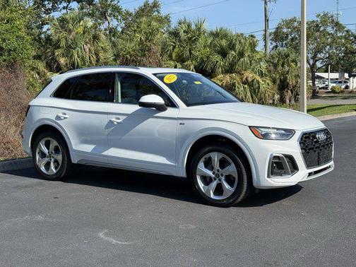 2022 Audi Q5 45 S line Premium Plus
