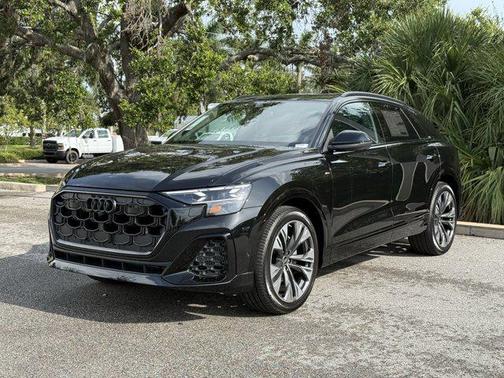 2025 Audi Q8 55 Prestige