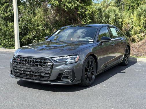 2025 Audi S8 4.0T