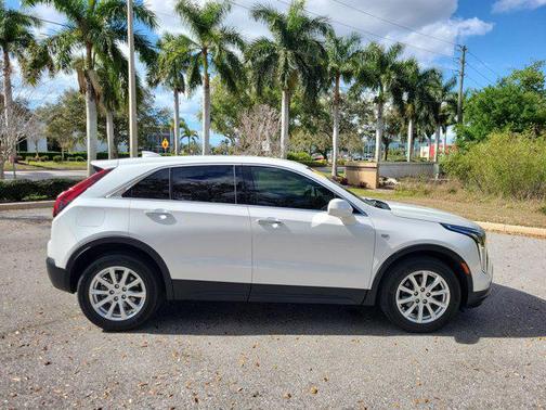 2019 Cadillac XT4 Luxury