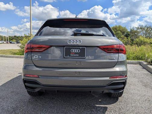 2025 Audi Q3 Premium 45 TFSI S line quattro Tiptronic