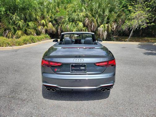 Daytona Gray Pearl Effect/Black Roof 2024 Audi S5 3.0T Prestige