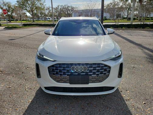 2025 Audi Q5 Premium Plus TFSI quattro S tronic