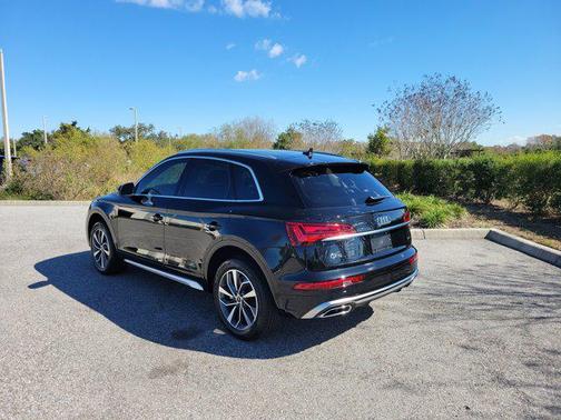 2024 Audi Q5 45 S line Premium Plus
