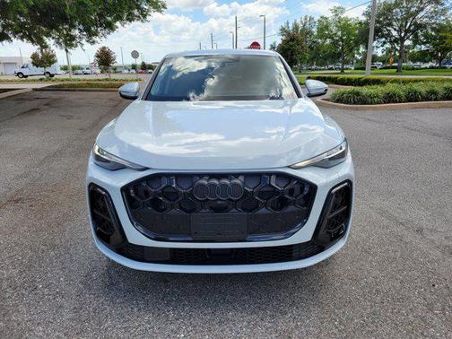 Glacier White Metallic 2026 Audi Q5 Sportback Premium Plus