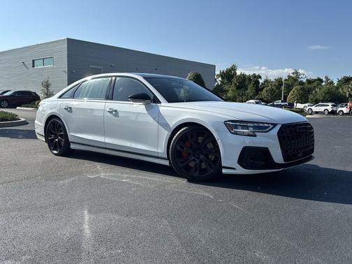 Glacier White Metallic 2026 Audi S8 4.0T