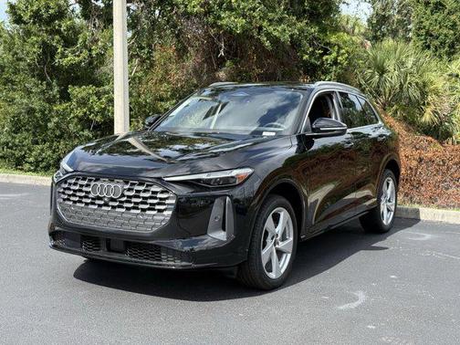 2025 Audi Q5 Premium Plus