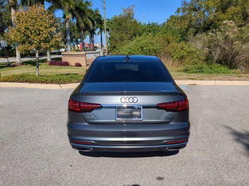 2023 Audi A4 45 S line Premium Plus