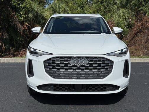 2025 Audi Q5 Premium