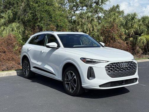 2025 Audi Q5 Premium