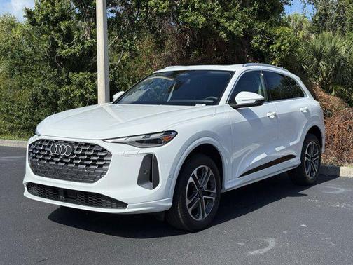 2025 Audi Q5 Premium