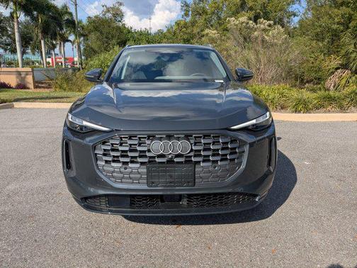 2025 Audi Q5 Premium Plus TFSI quattro S tronic