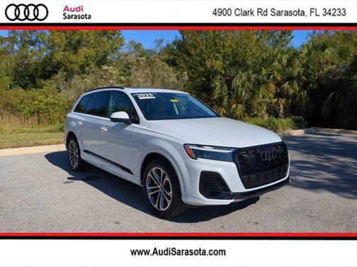 2025 Audi Q7 45 Premium