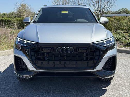2025 Audi Q8 55 Premium