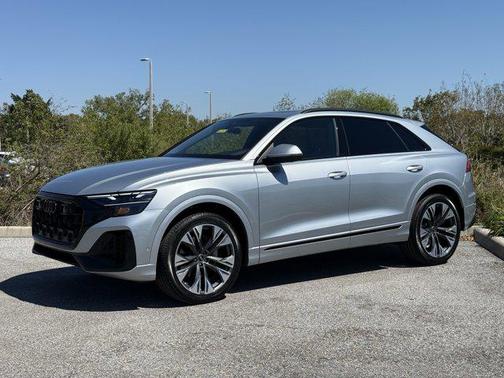 2025 Audi Q8 55 Premium