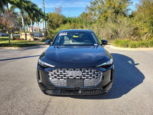 2025 Audi Q5 Premium Plus TFSI quattro S tronic