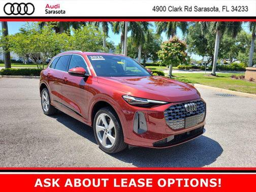 Grenadine Red Metallic 2025 Audi Q5 Premium Plus TFSI quattro S tronic
