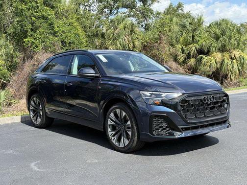 2025 Audi Q8 55 Premium Plus