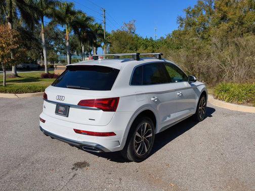2023 Audi Q5 45 S line Premium Plus