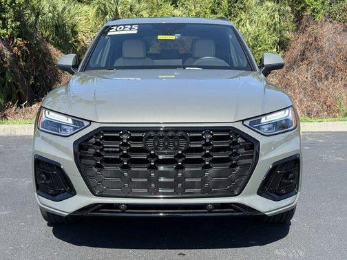 2025 Audi Q5 45 S line Premium Plus
