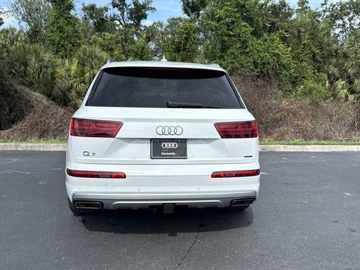 2019 Audi Q7 55 Prestige
