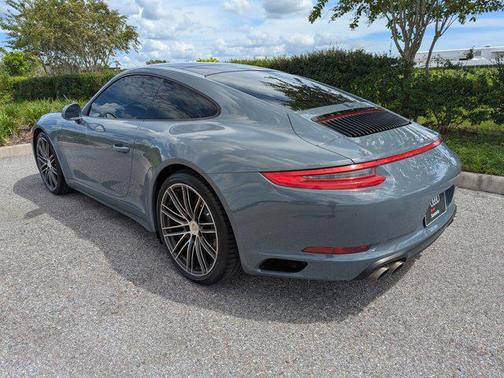 2018 Porsche 911 Carrera 4S