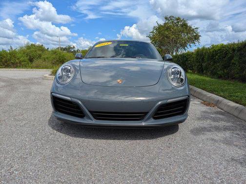 2018 Porsche 911 Carrera 4S