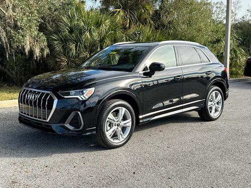 2024 Audi Q3 45 S line Premium Plus