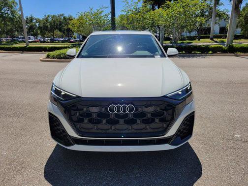 Glacier White Metallic 2026 Audi Q8 55 Premium Plus