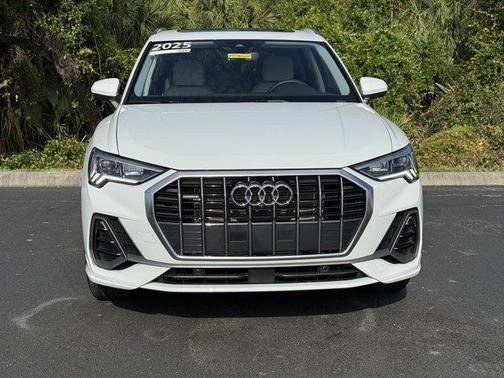 2025 Audi Q3 45 S line Premium Plus