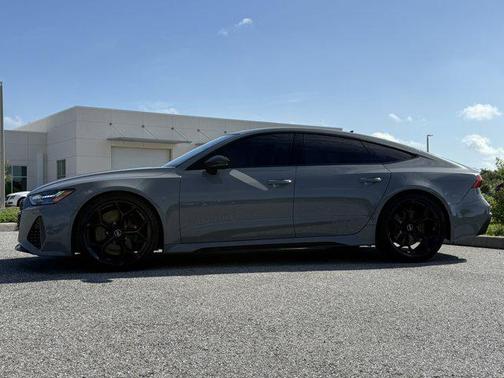 2025 Audi RS 7 4.0T Performance
