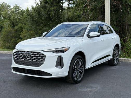 2025 Audi Q5 Premium Plus