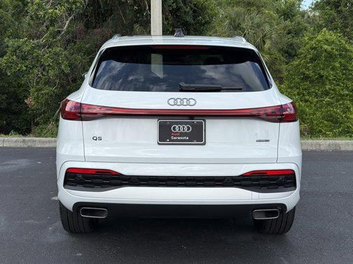 2025 Audi Q5 Premium Plus