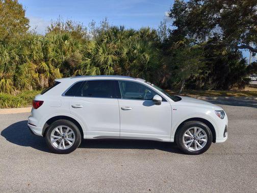 2025 Audi Q3 45 S line Premium Plus