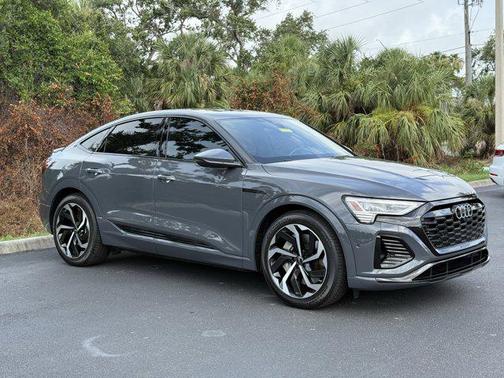 2024 Audi Q8 e-tron Premium Plus
