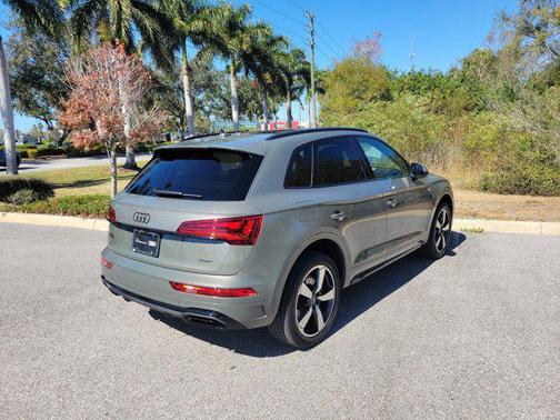 2023 Audi Q5 45 S line Premium Plus