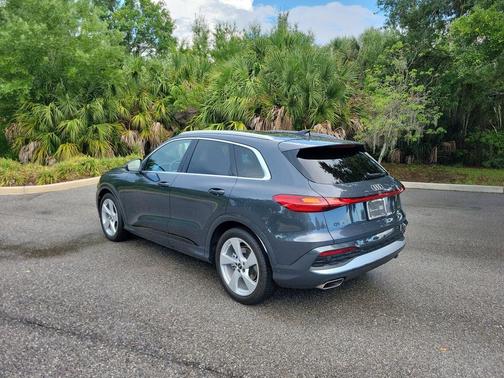 Tambora Gray Metallic 2025 Audi Q5 Prestige TFSI quattro S tronic