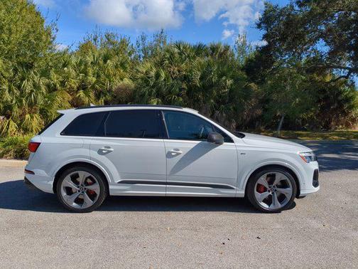 2026 Audi Q7 55 Prestige