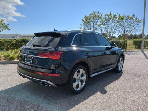 2022 Audi Q5 45 S line Premium Plus