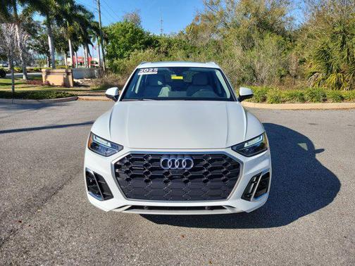 2025 Audi Q5 45 S line Premium Plus