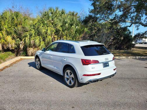 2025 Audi Q5 45 S line Premium Plus