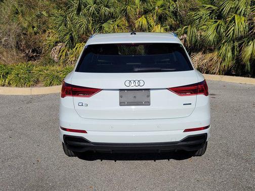 2025 Audi Q3 45 S line Premium Plus