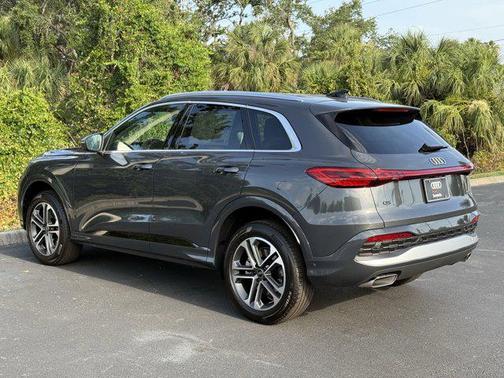 2025 Audi Q5 Premium Plus