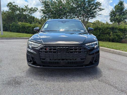 2025 Audi S8 4.0T