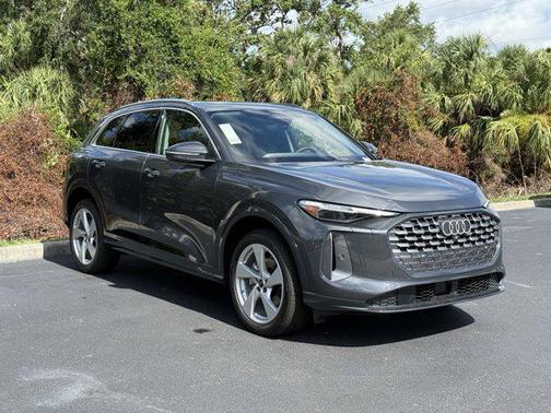 2025 Audi Q5 Premium Plus