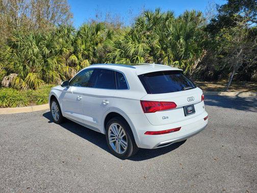 2018 Audi Q5 2.0T Premium Plus