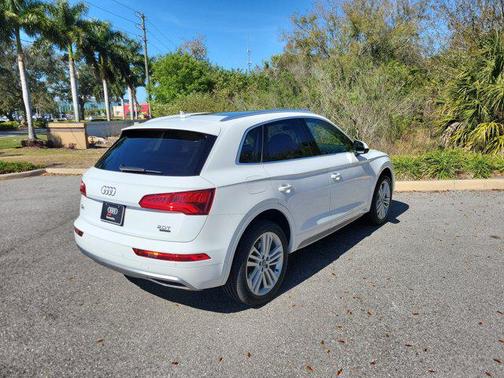 2018 Audi Q5 2.0T Premium Plus